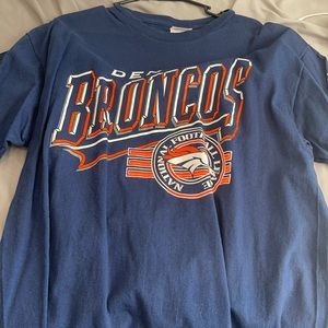 Vintage bronco tee